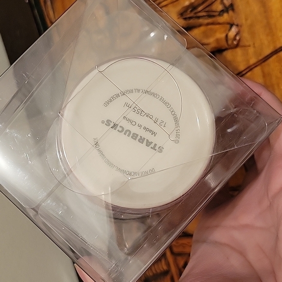 NIB Anna Sui tumbler by Starbucks‎ - Picture 3 of 6